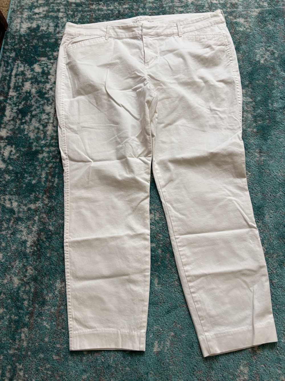 Old Navy White Pixie Pants - Straight Fit